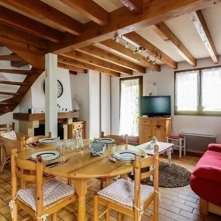 2 Chambres, 6 Pers, Terrasse, Balcon, Parking, Wifi, Pres Et Commerces - Fr-1-401-52 Apartmán *