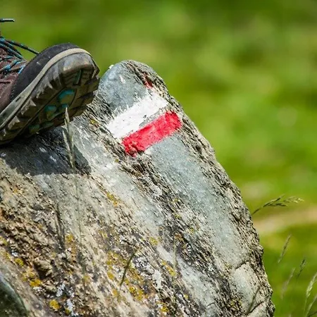 2 Chambres, 6 Pers, Terrasse, Balcon, Parking, Wifi, Pres Et Commerces - Fr-1-401-52 *