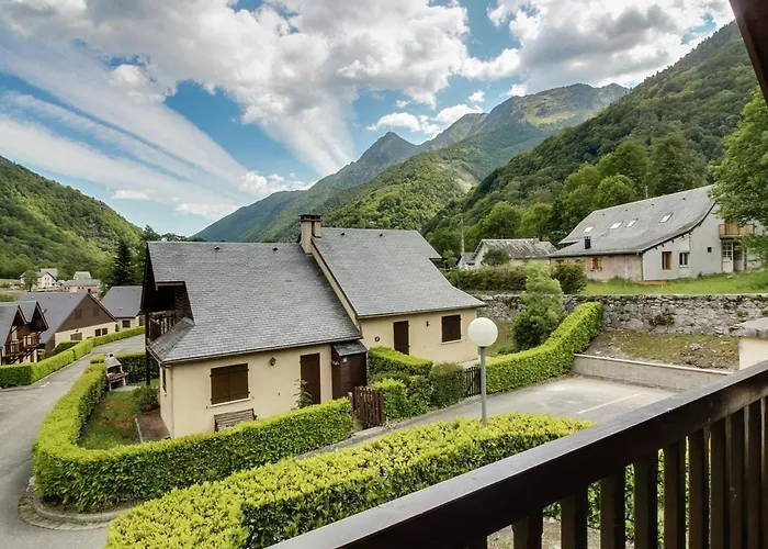 2 Chambres, 6 Pers, Terrasse, Balcon, Parking, Wifi, Pres Et Commerces - Fr-1-401-52