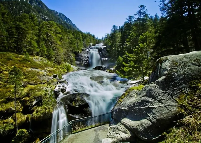 2 Chambres, 6 Pers, Terrasse, Balcon, Parking, Wifi, Pres Et Commerces - Fr-1-401-52 דירה