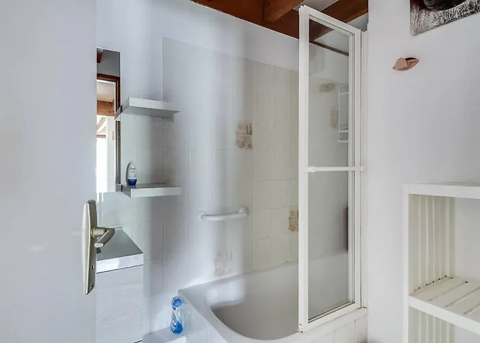 דירה 2 Chambres, 6 Pers, Terrasse, Balcon, Parking, Wifi, Pres Et Commerces - Fr-1-401-52 קאוטרט